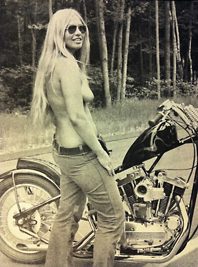 Pictures of old biker chicks - Nude pic